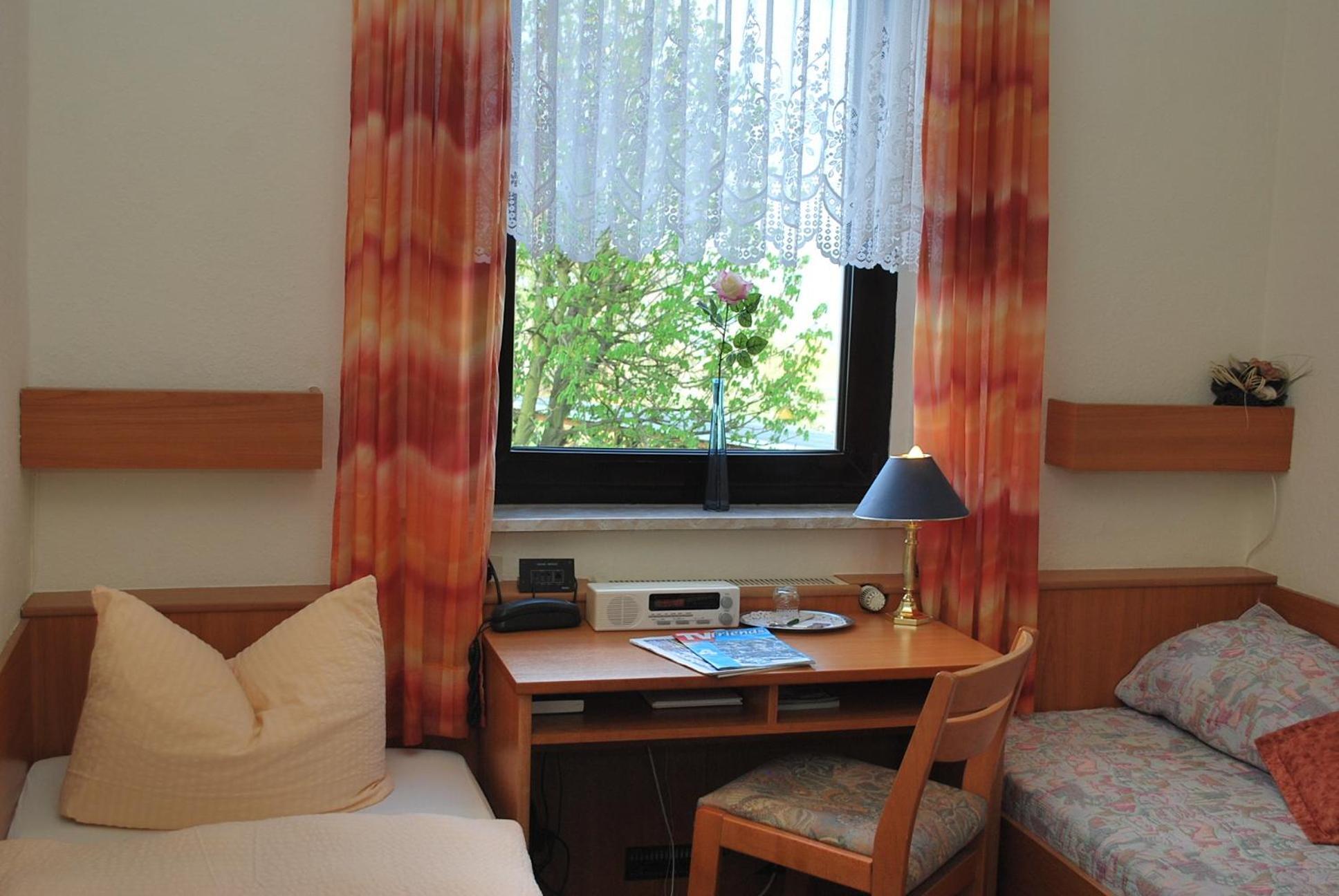 Hotel Waldschloss Бад Камберг Екстериор снимка